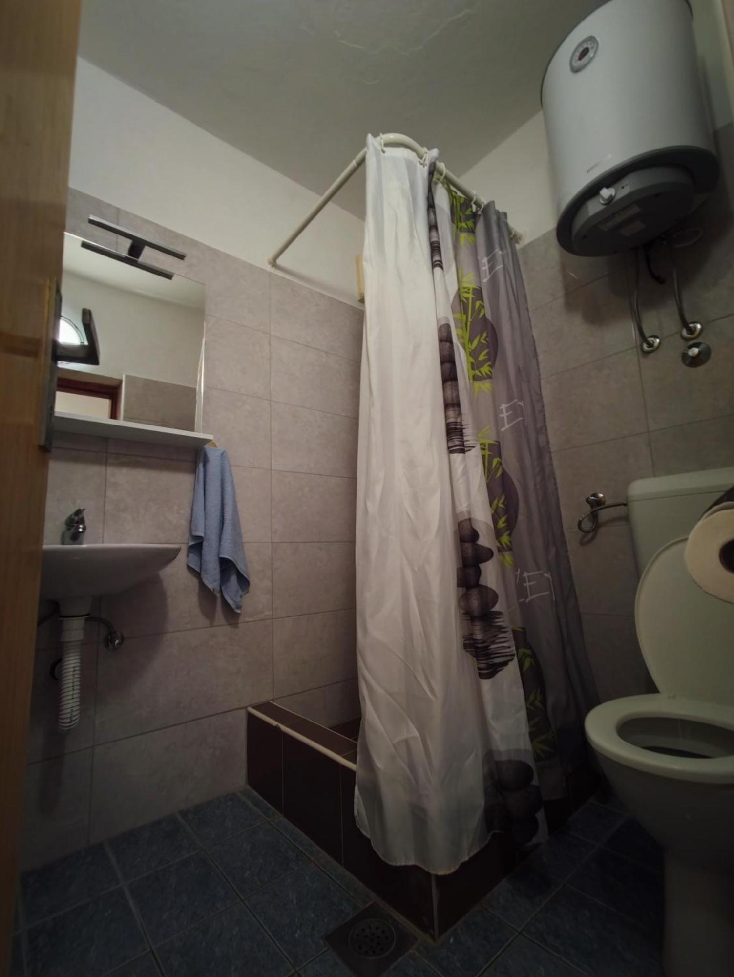Apartmani Ivandic Murter Kamer foto