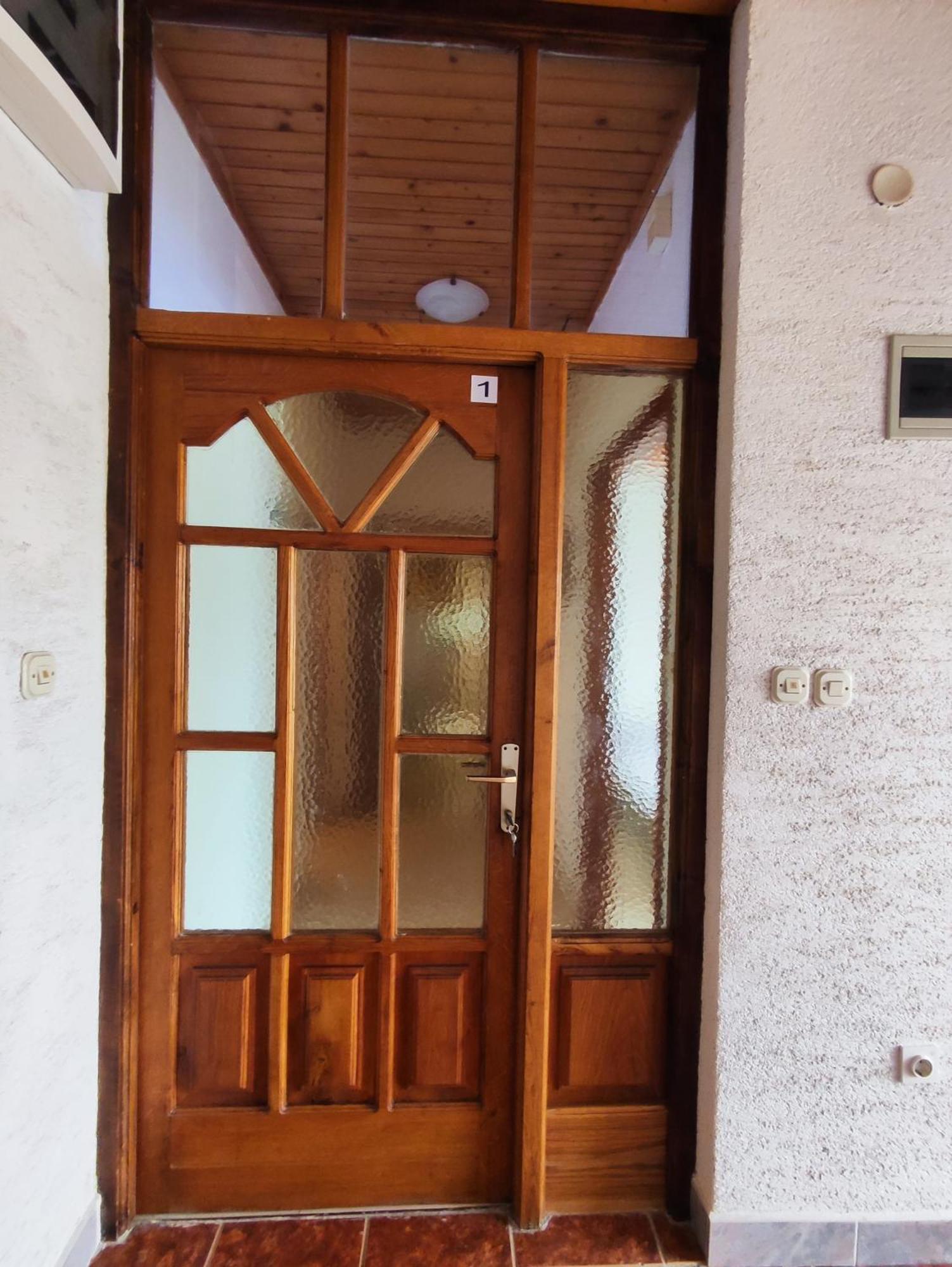 Apartmani Ivandic Murter Kamer foto